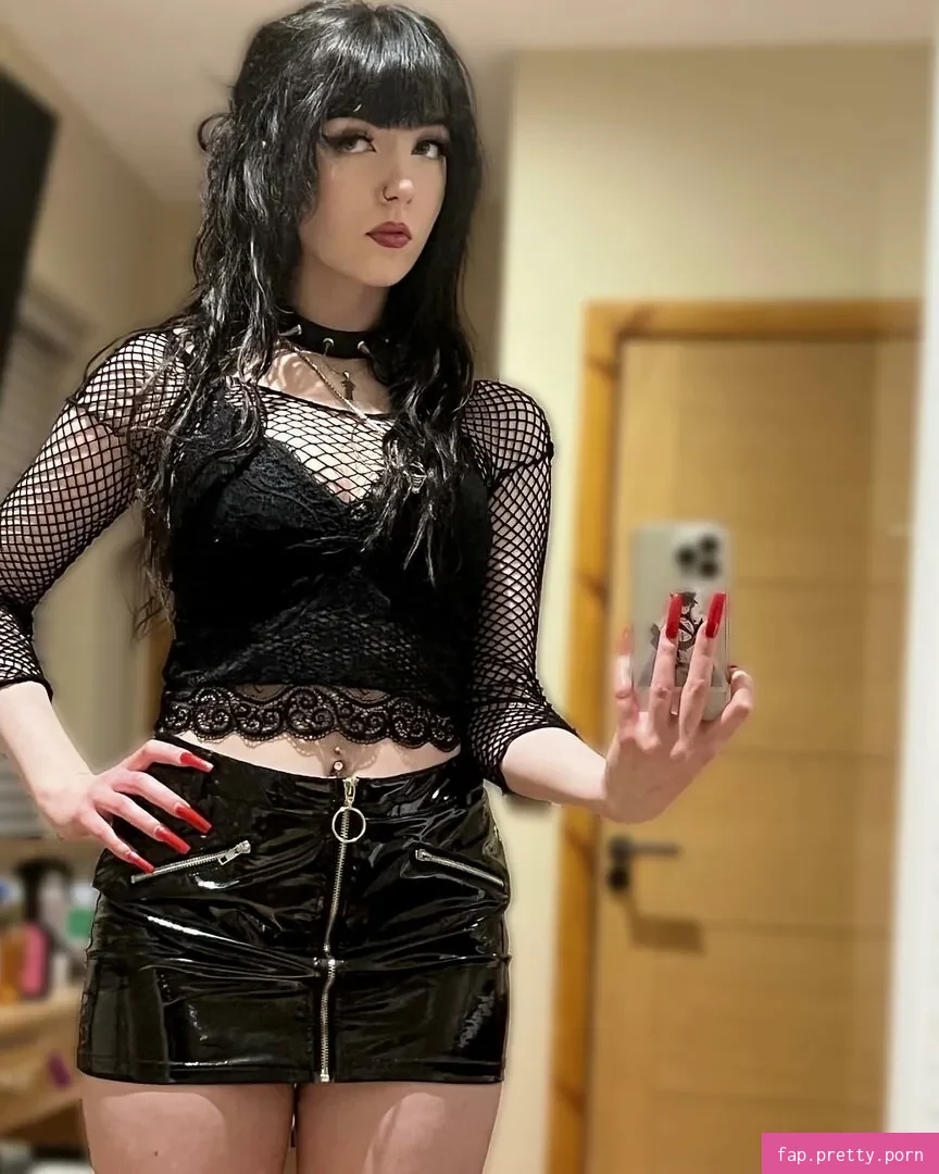cutiegothxo - Photo #07