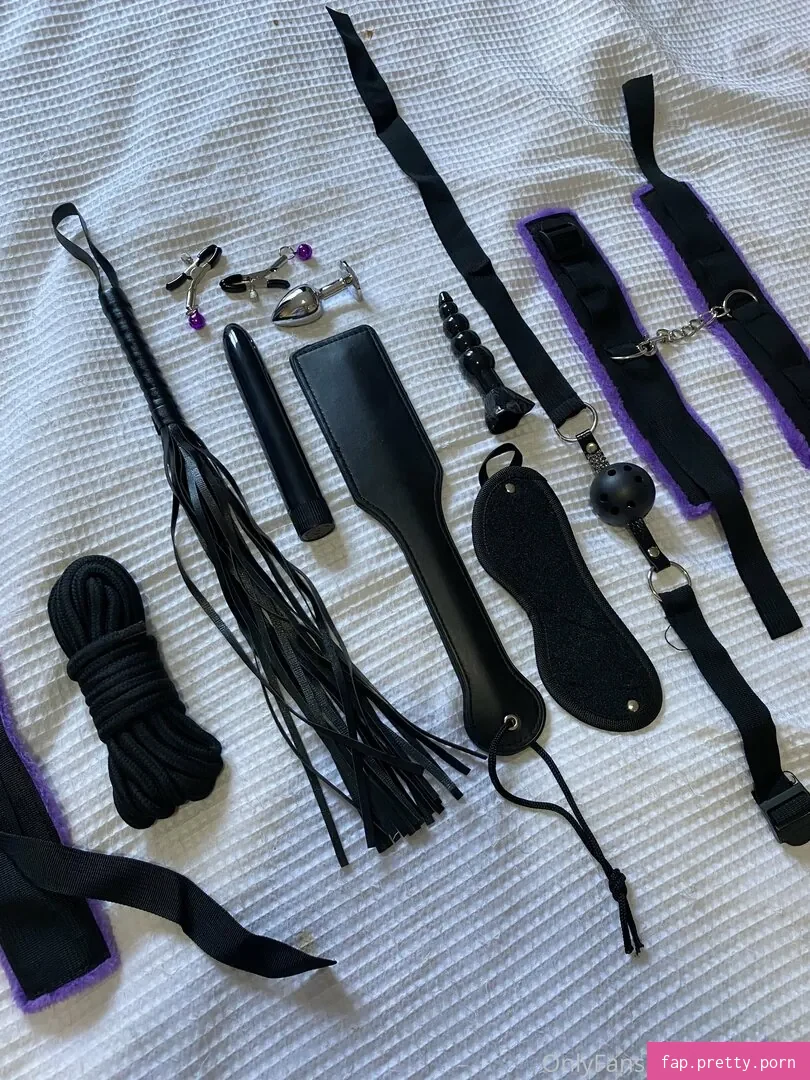 caityloux - Photo #50