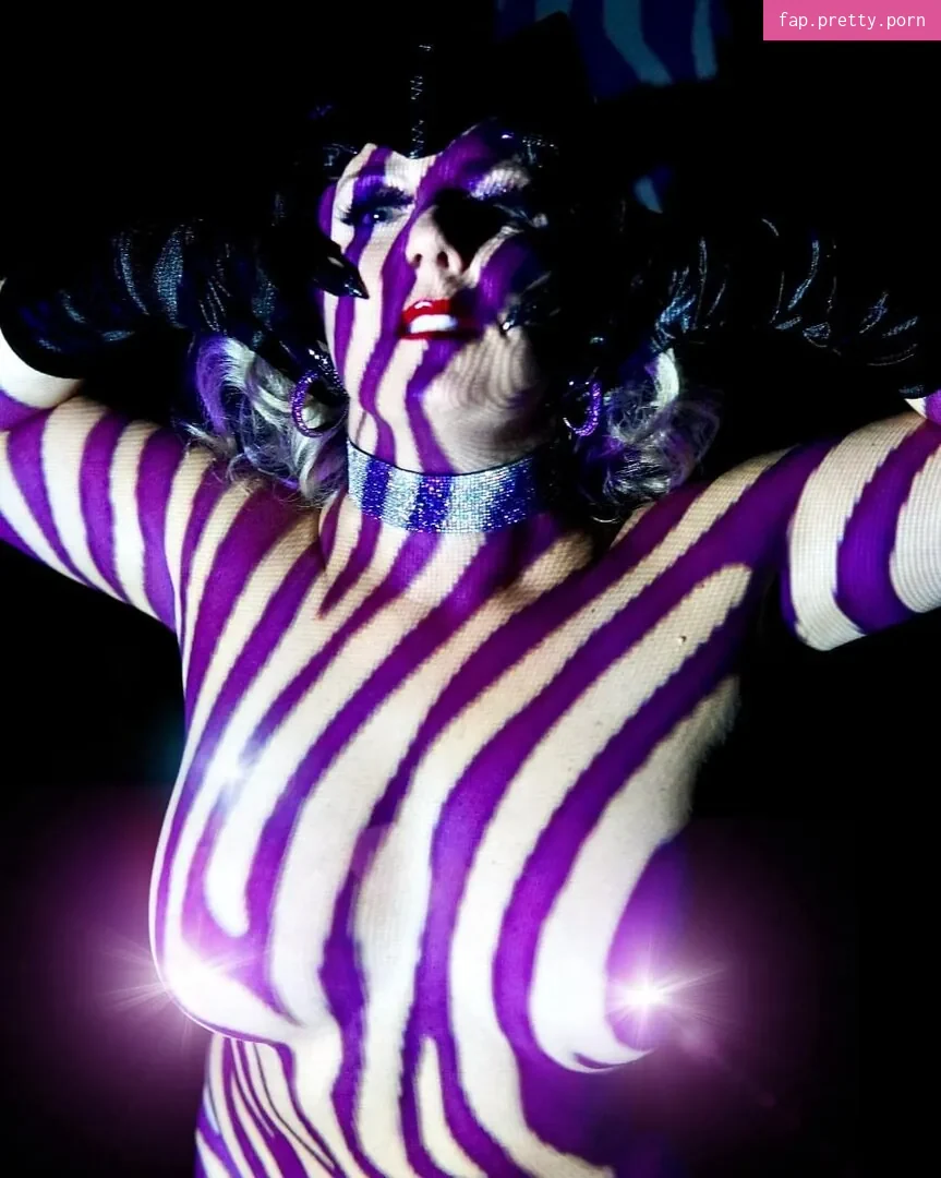 Candy Applebottom - Photo #04