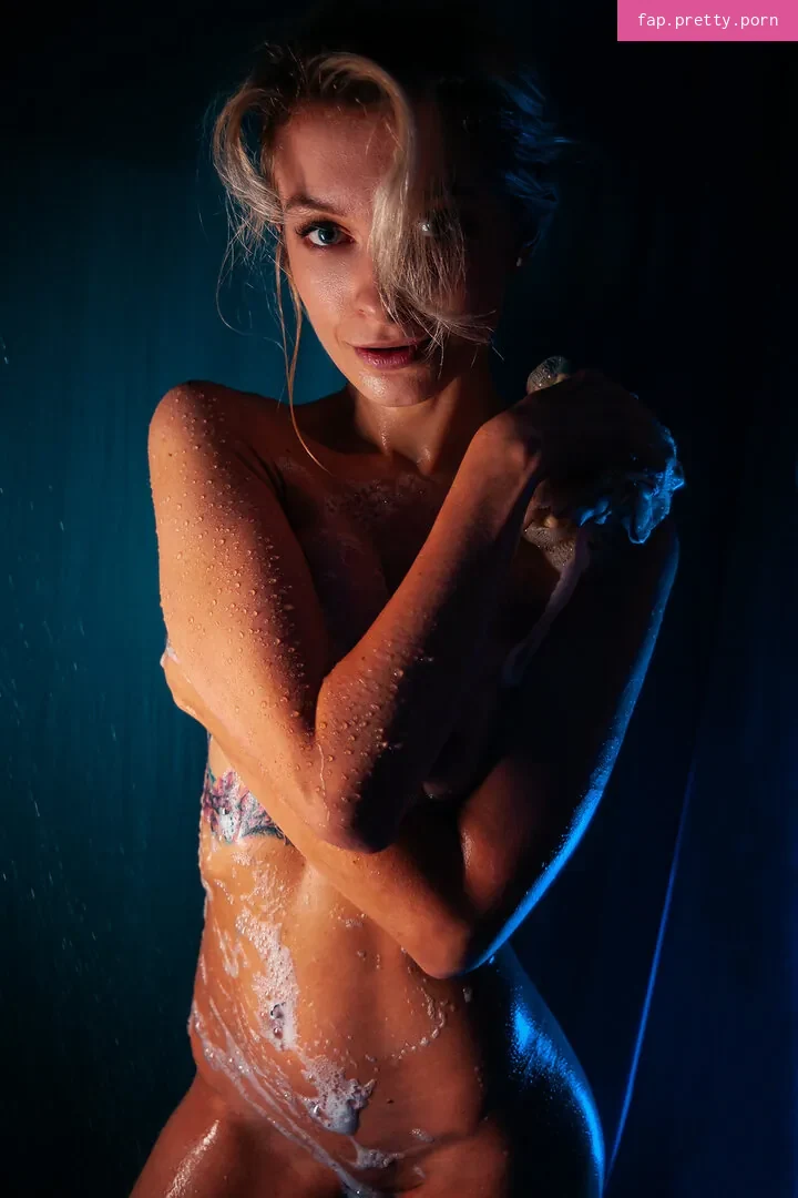 Caramellcat - Photo #11