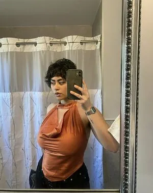 carishina98