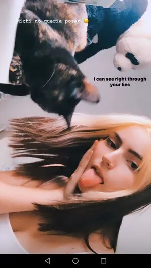 _carlaperezz content