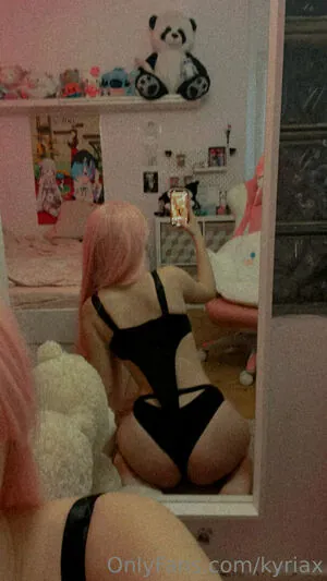 _carlaperezz content