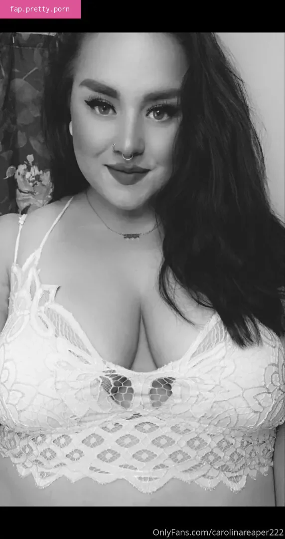 carolinequinnvip - Photo #09