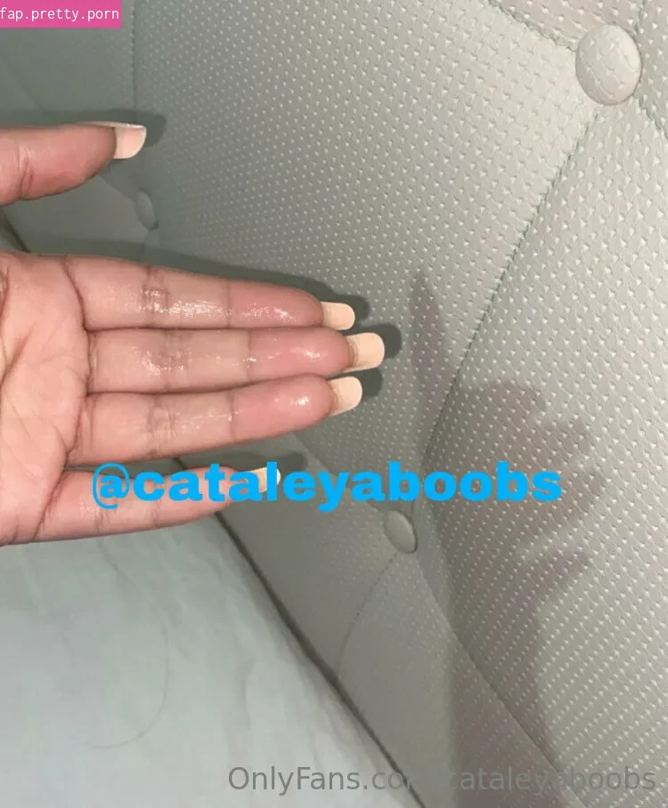 cataleyaboobs - Photo #02