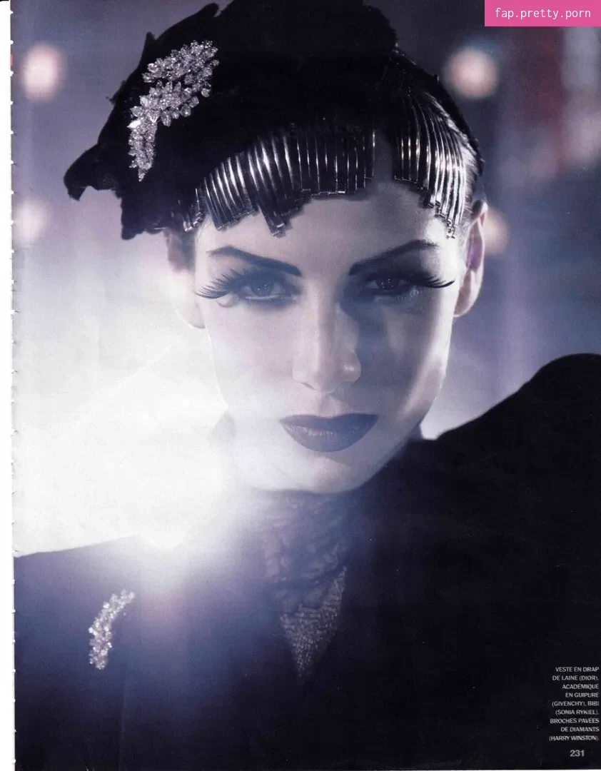 Caitriona Balfe - Photo #19