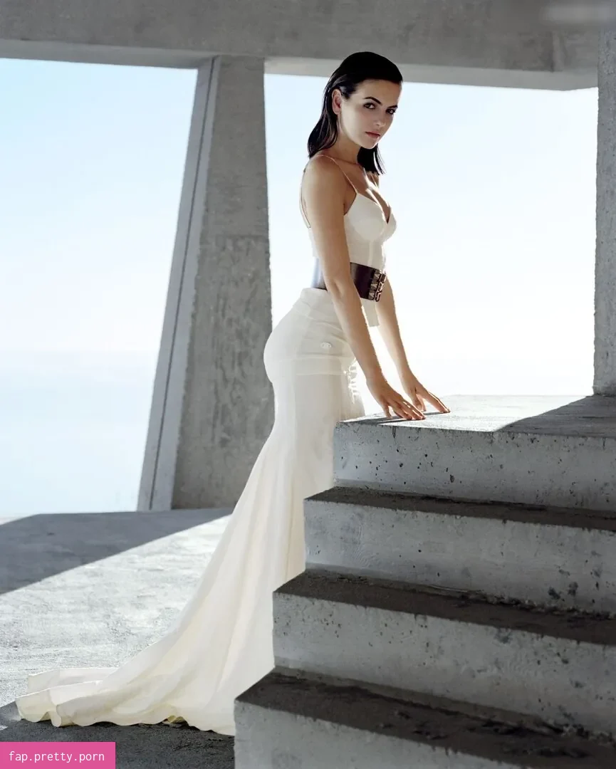 Camilla Belle - Photo #06