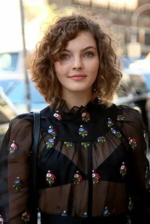 Camren Bicondova