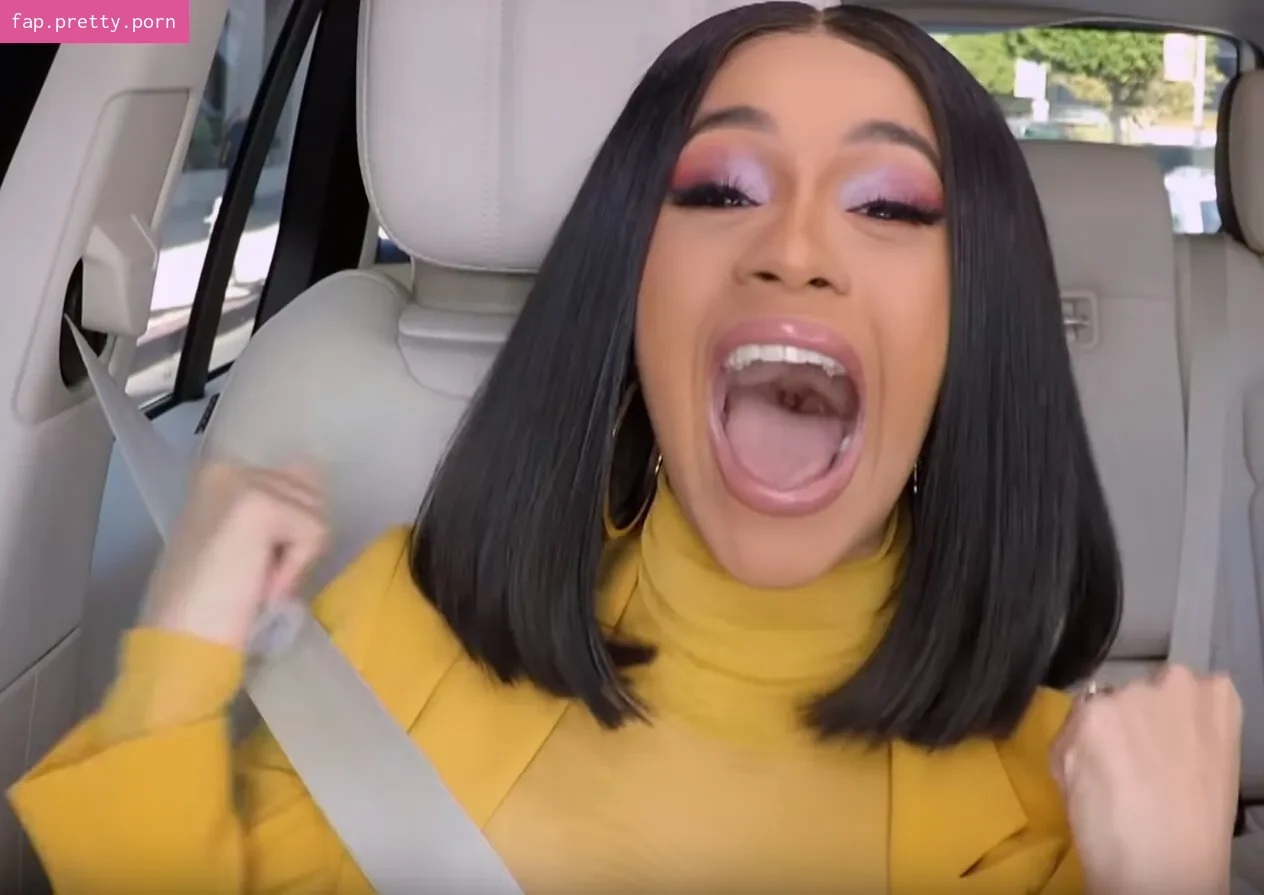 Cardi B - Photo #01