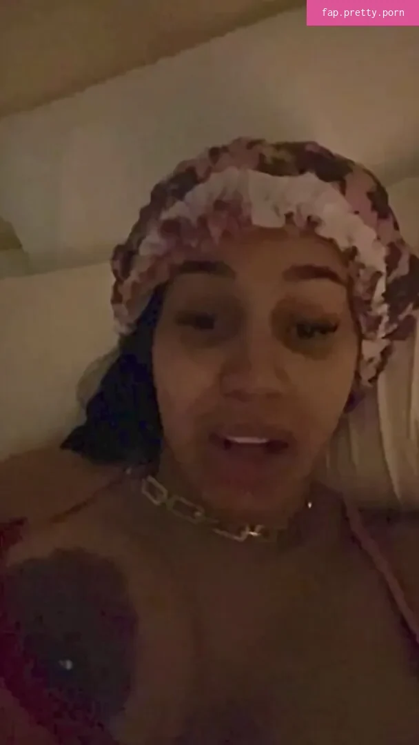 Cardi B - Photo #13