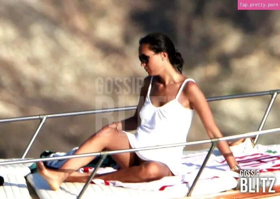 Caterina Balivo - Photo #16