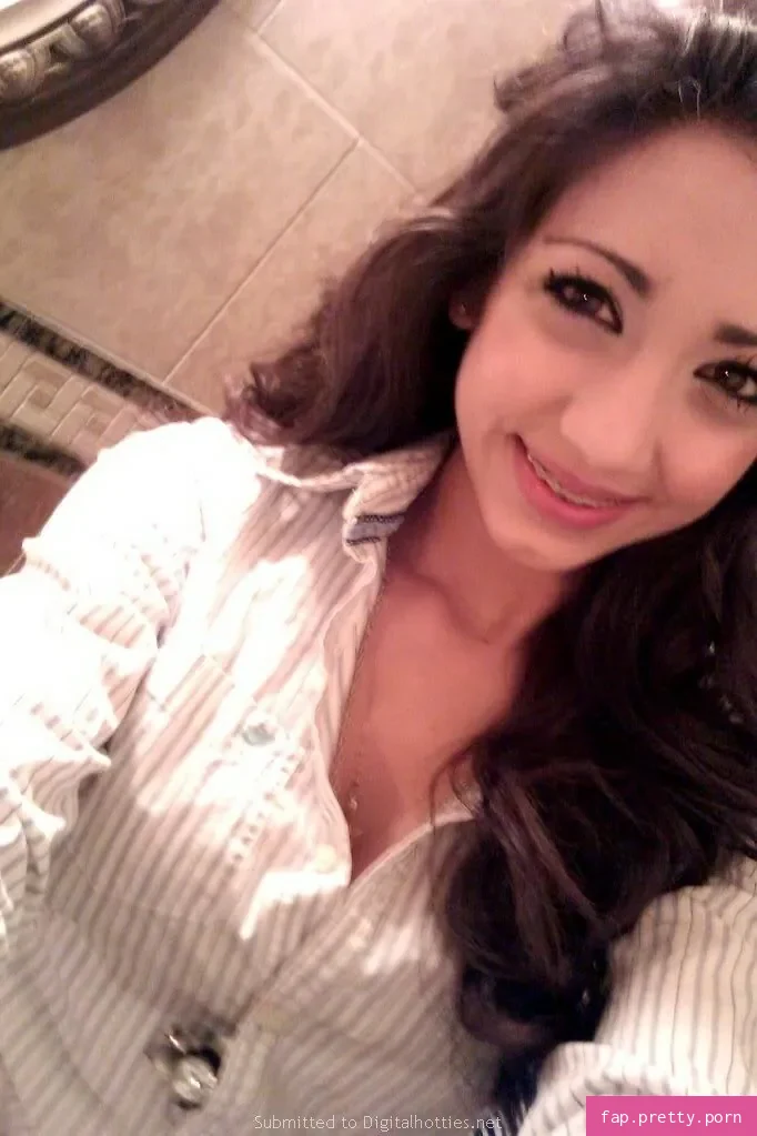 Celia Babe - Photo #03