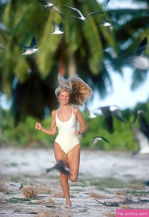 Christie Brinkley - Photo #28