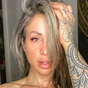 claudia_b