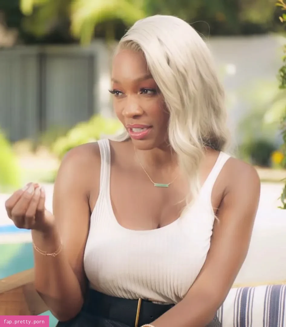 Cari Champion - Photo #09