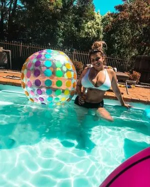 Chloe C