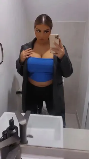 Chloe C