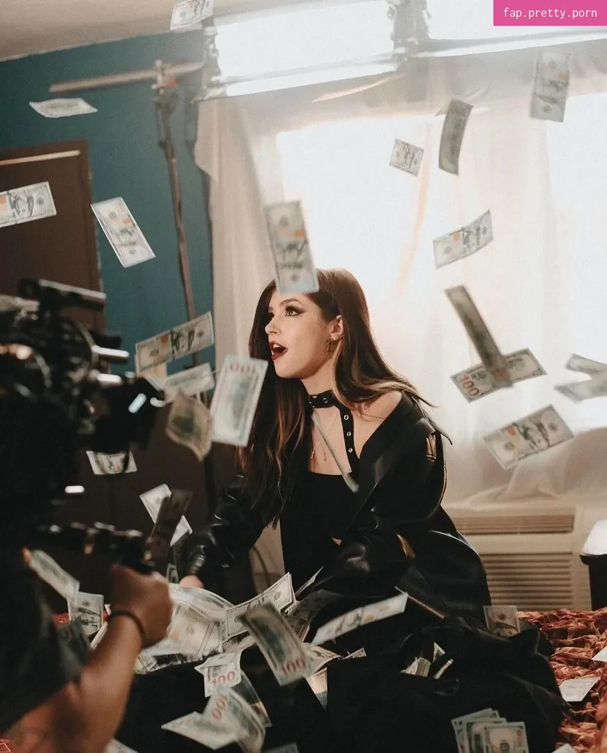 Chrissy Costansa - Photo #96