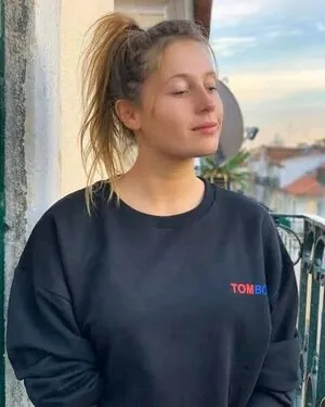 Charlotte De Witte