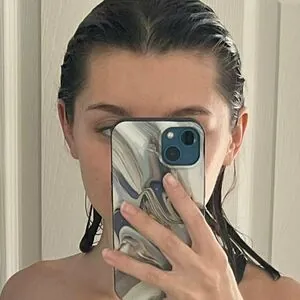 cora_dior