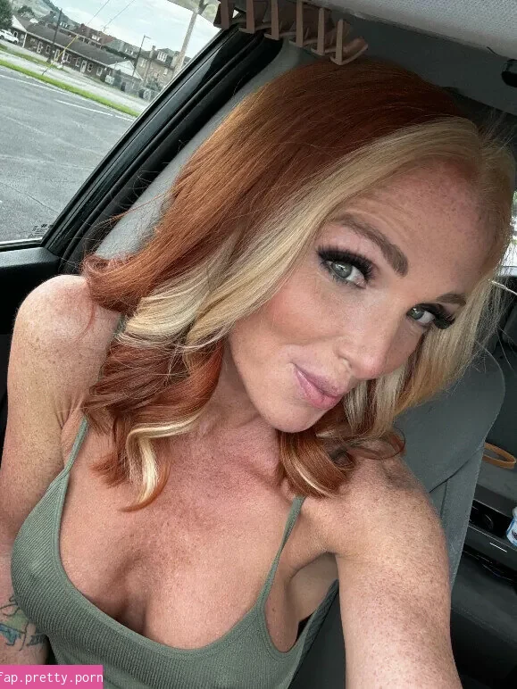 celeste86 - Photo #02