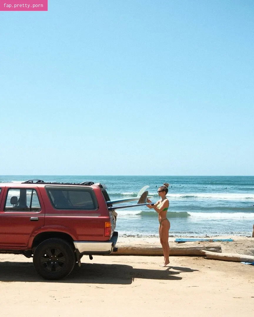 Chloe East - Photo #57