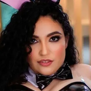 Carmilla Fox