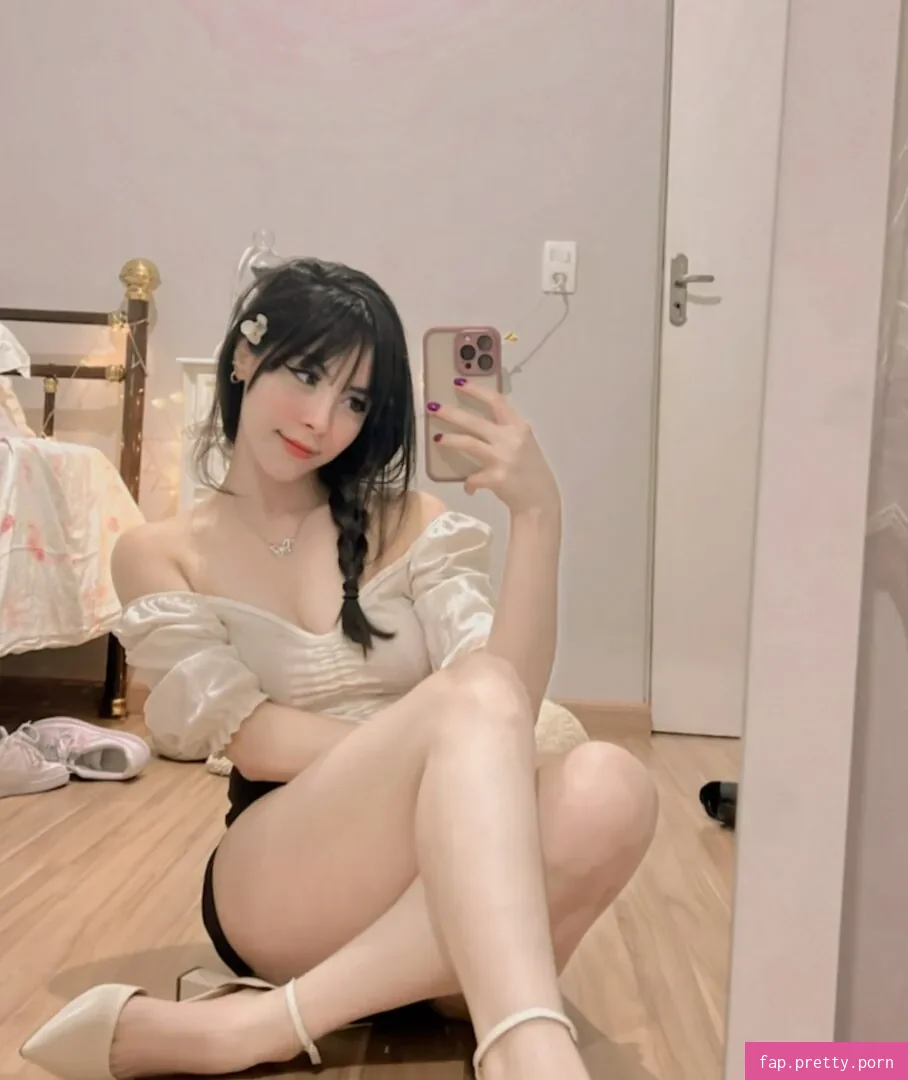 Caroline Favorino - Photo #11