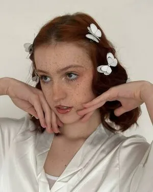 Charming_Flower