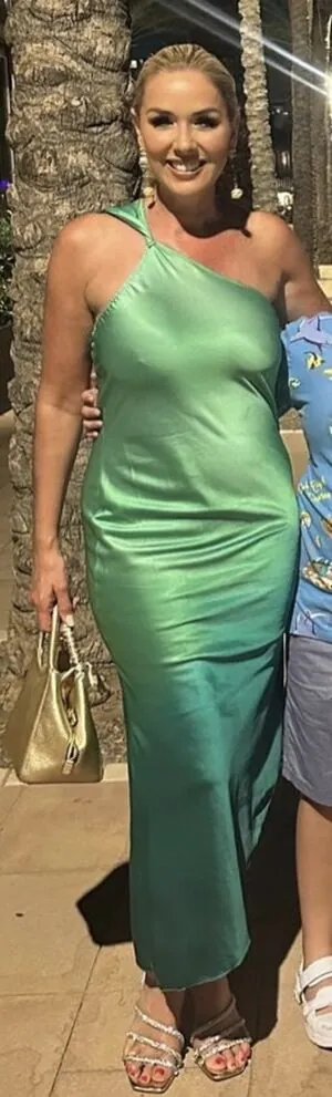 Celebrity Guilty Pleasures & Underrated Women