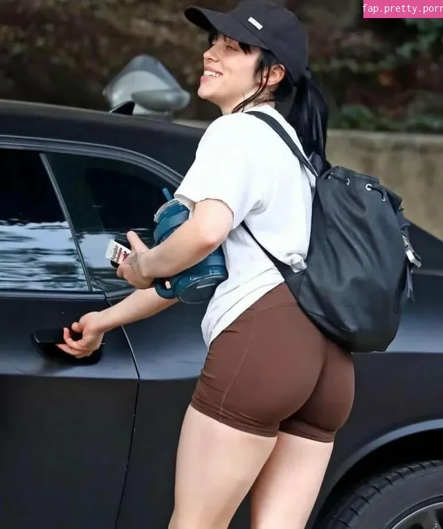 Celebrity Guilty Pleasures & Underrated Women - Photo #42