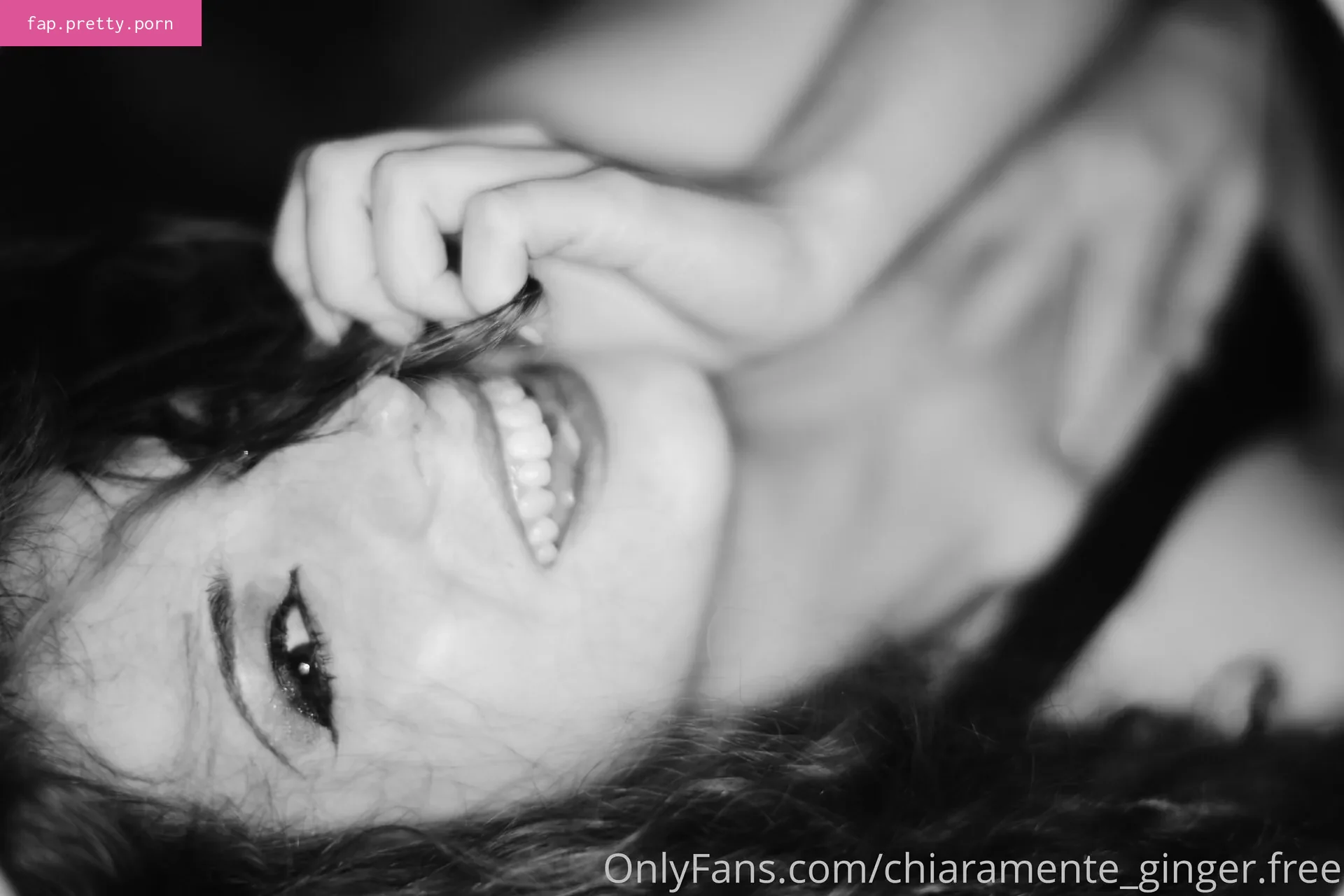 chiaramente_ginger.free - Photo #12