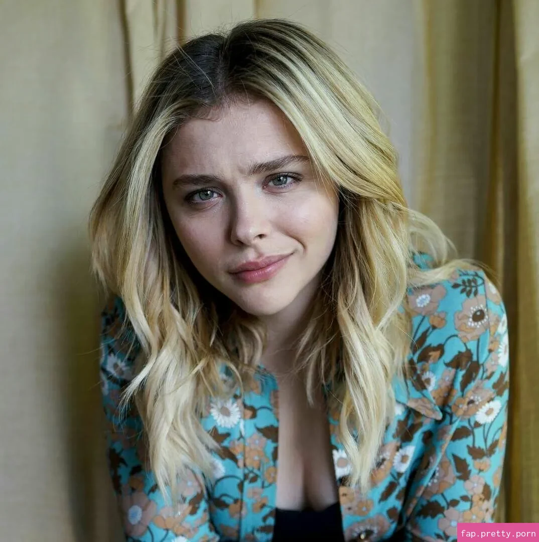 Chloë Grace Moretz - Photo #37