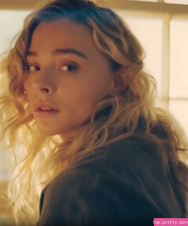 Chloë Grace Moretz - Photo #85