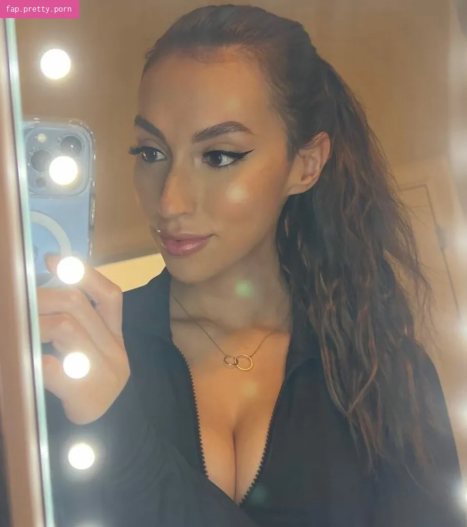 Clara Gomez - Photo #30
