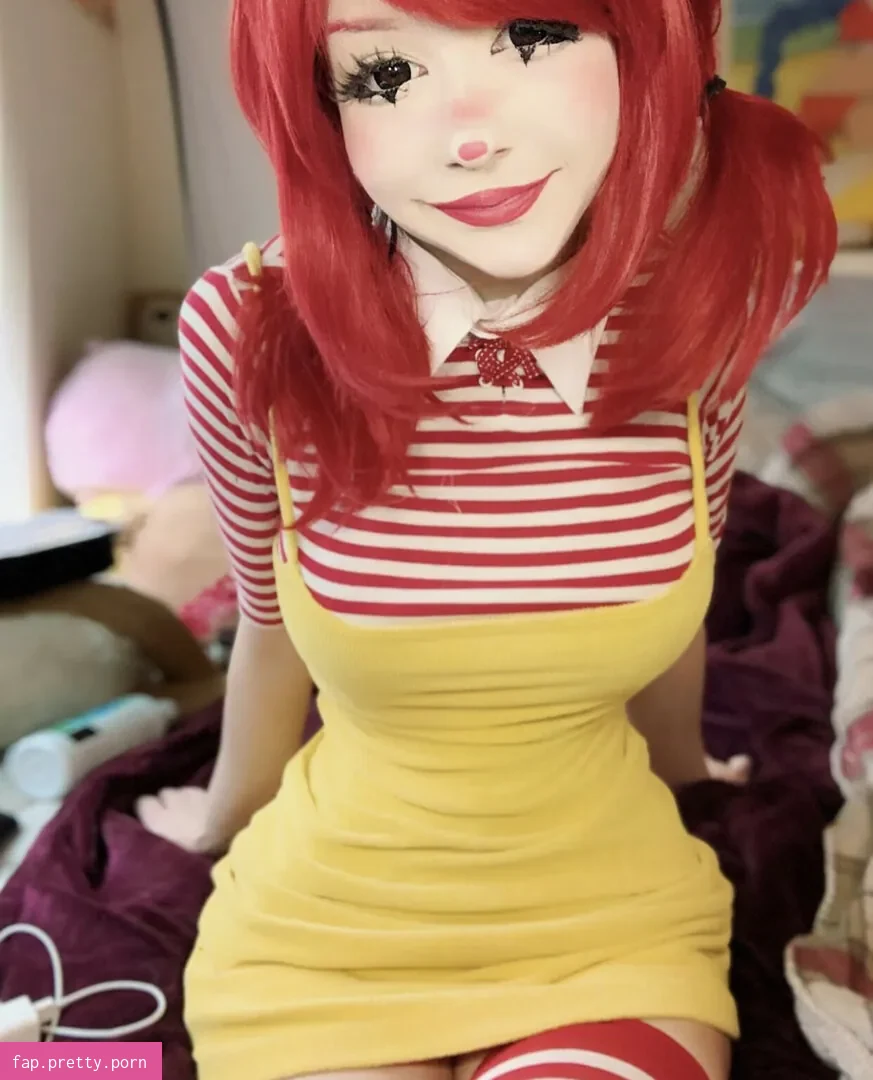 Clown Girls - Photo #05