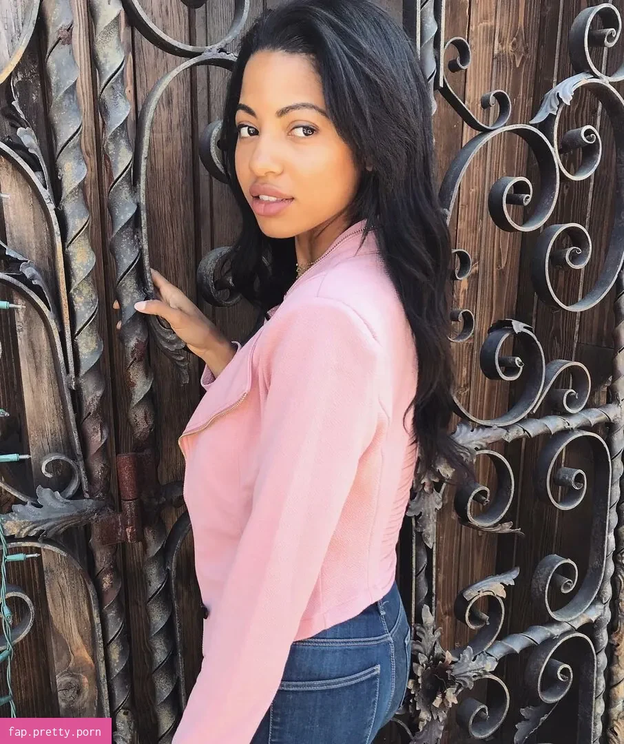 Camille Hyde - Photo #87