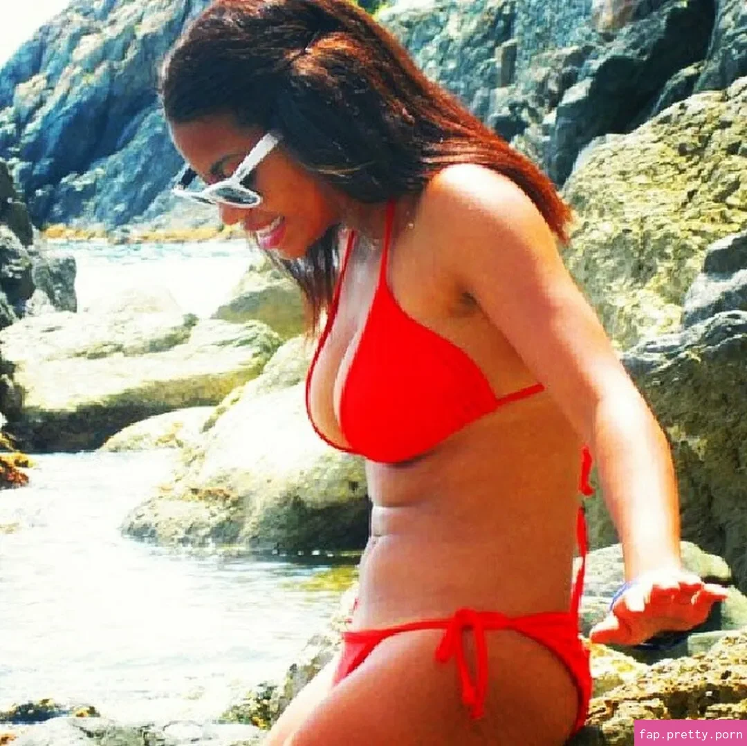 Camille Hyde - Photo #10