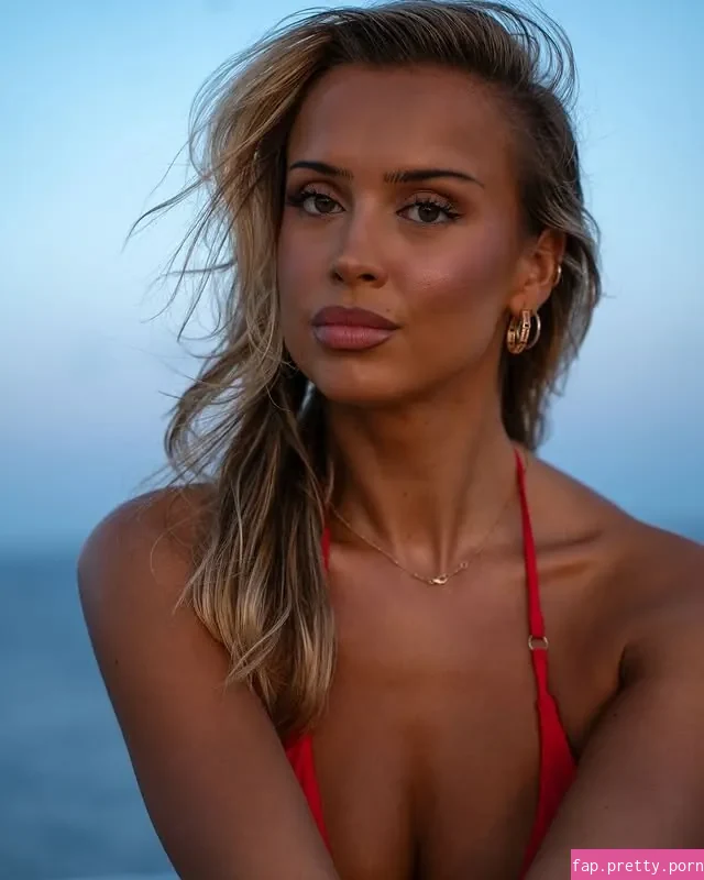 Celina Hansen - Photo #08