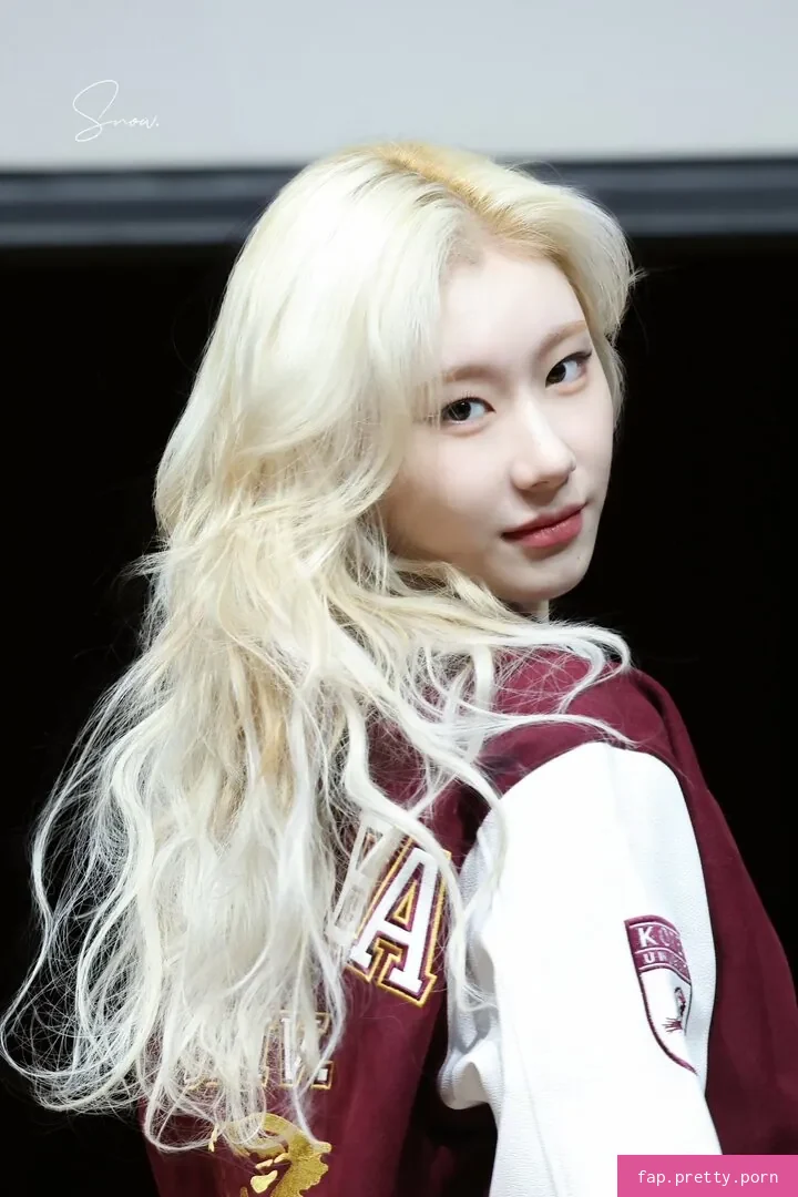 Chaeryeong - Photo #09