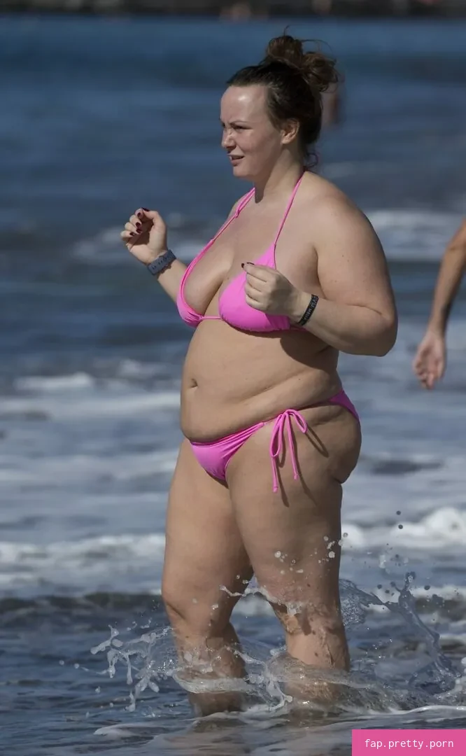 Chanelle Hayes - Photo #56