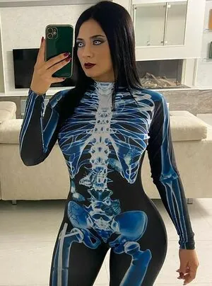 chanellewestk