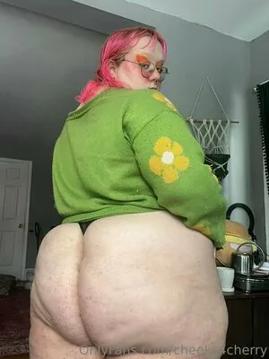 cheeks4cherry