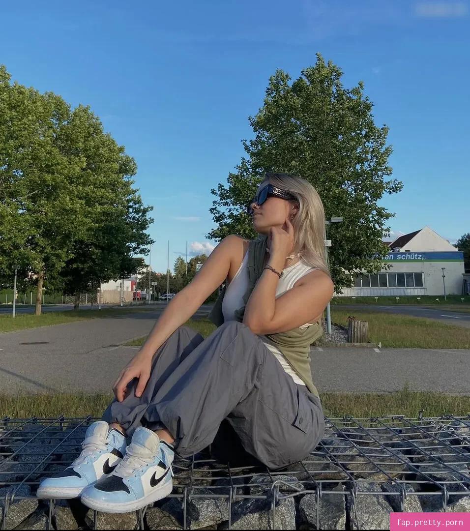 cheyennemariella - Photo #01