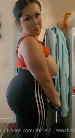 Chloelouisenaked