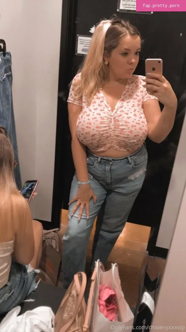 chloenyxxxvip - Photo #57