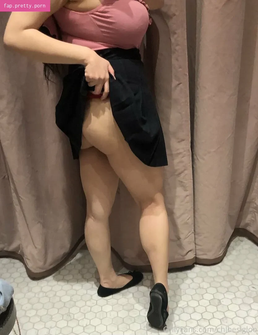 chloesigloo - Photo #34