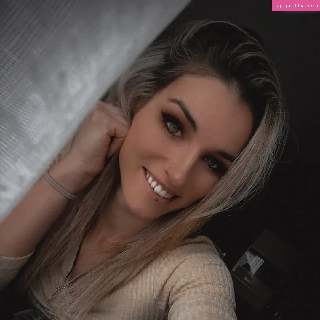 Chrissy86 - Photo #53