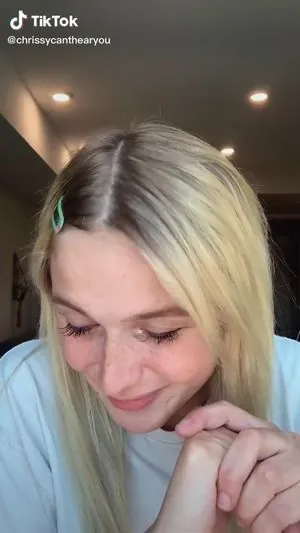 chrissycanthearyou