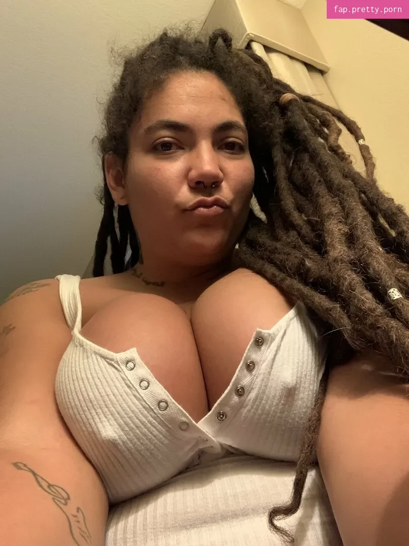 ChristinaGonzalez - Photo #03